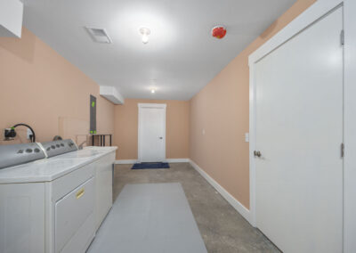 Grand-Rapids-Basement-Remodel-04-400x284 (1)